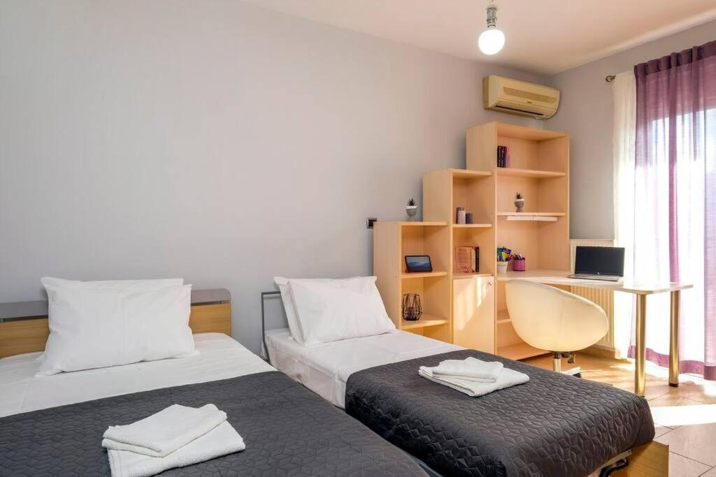 Bay View Apartment Chania  Bagian luar foto